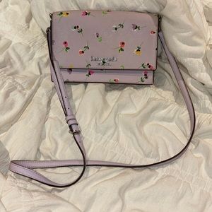 Gorgeous floral spring Kate spade purse